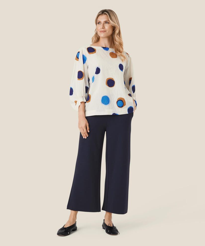 1000899-AW25 Piri Hose MASAI