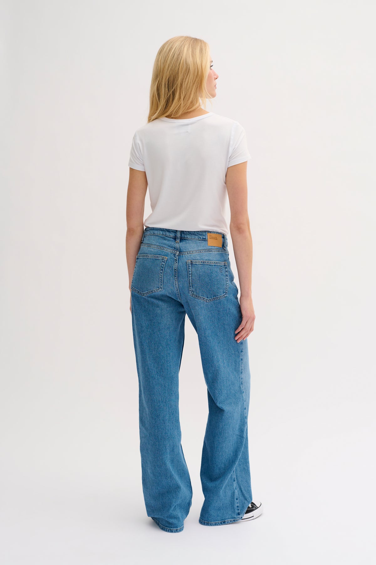 My Essential Wardrobe 10703596 The Modal Tee