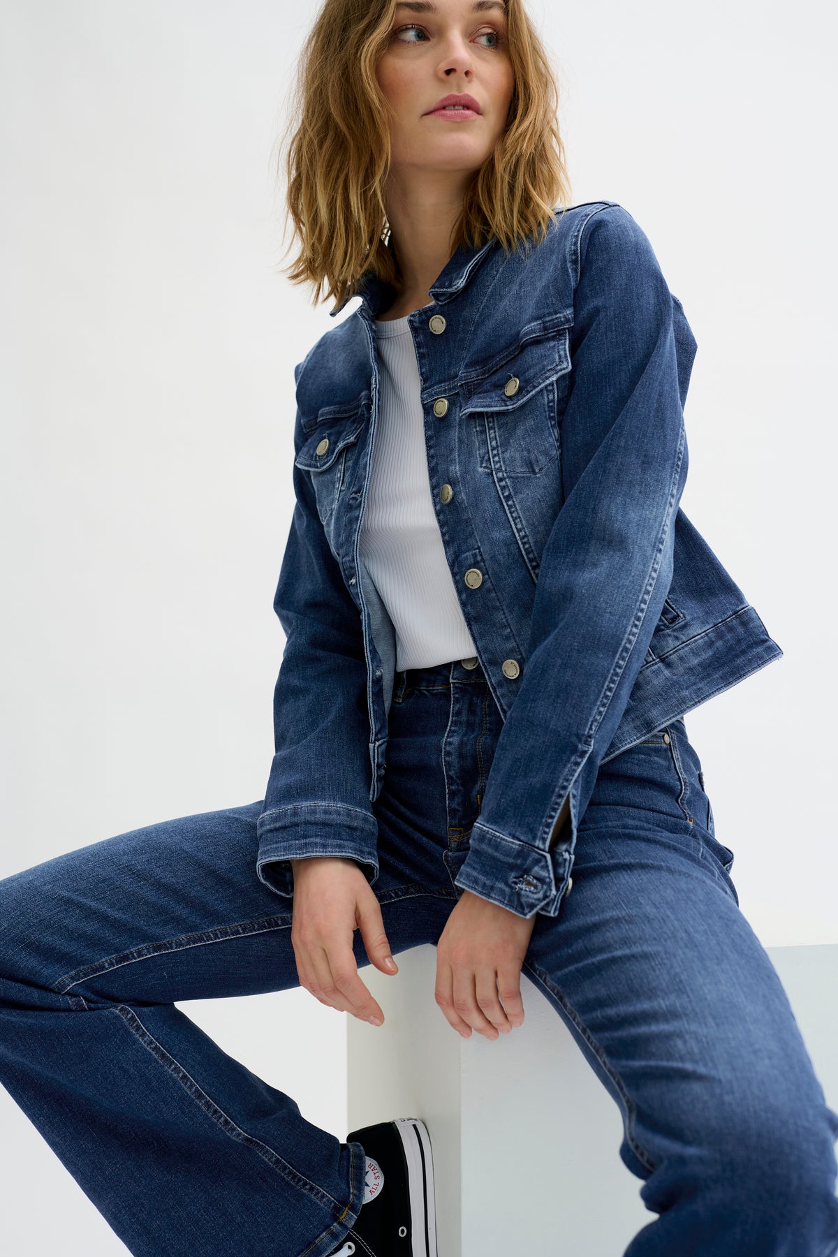 My Essential Wardrobe 10704358 The Dekota 148 High  Waist Bootcut  32  Leg