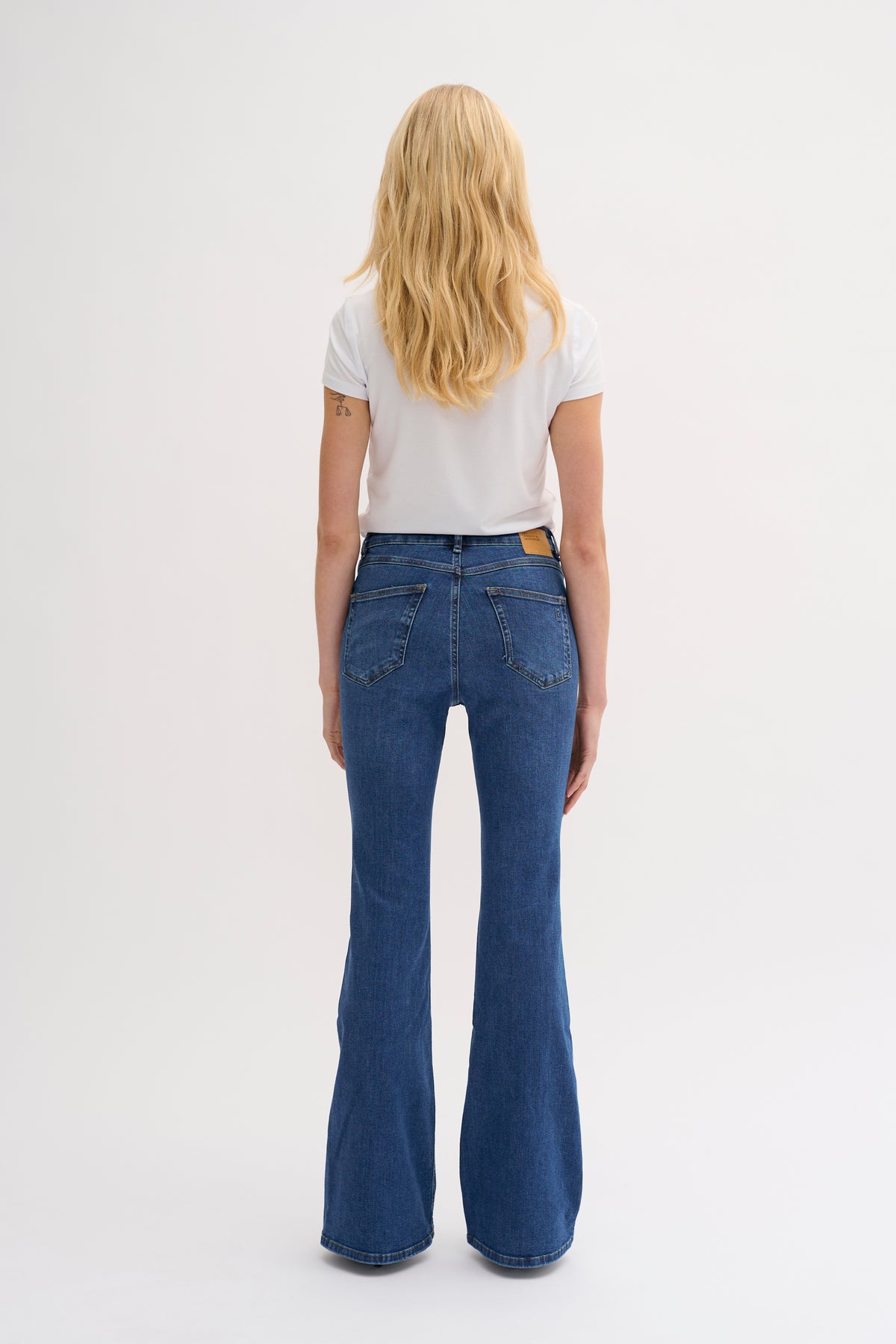 My Essential Wardrobe 10704358 The Dekota 148 High  Waist Bootcut  32  Leg