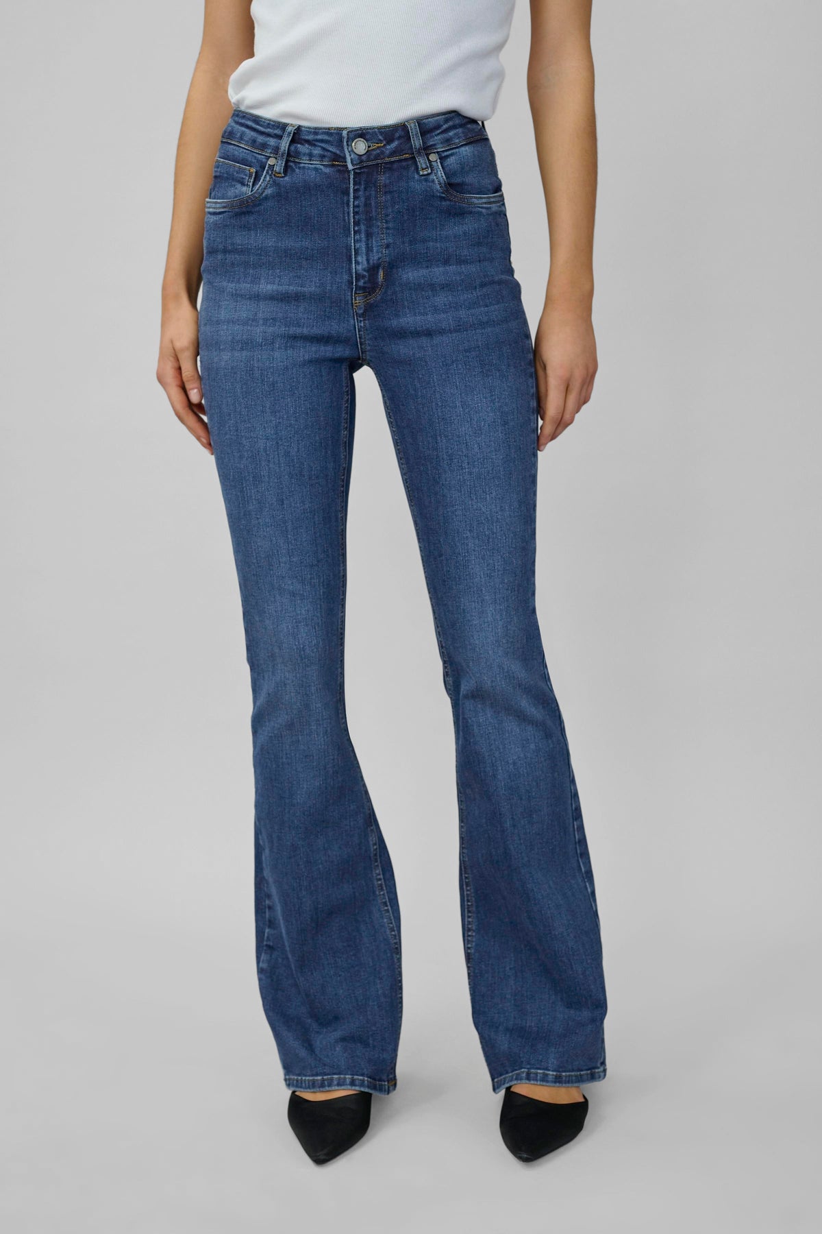 My Essential Wardrobe 10704358 The Dekota 148 High  Waist Bootcut  32  Leg