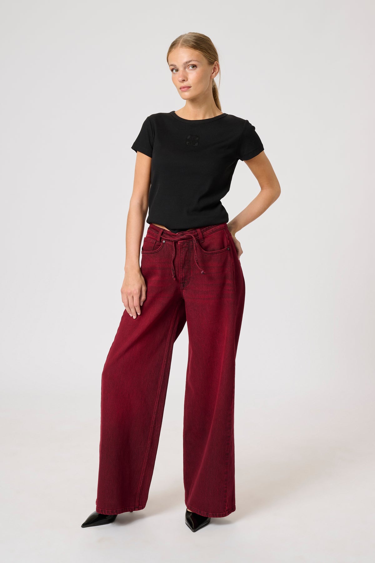 My Essential Wardrobe 10704859 The Mandy Tee