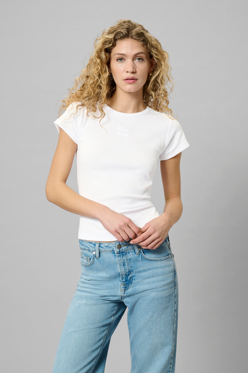 My Essential Wardrobe 10704859 The Mandy Tee