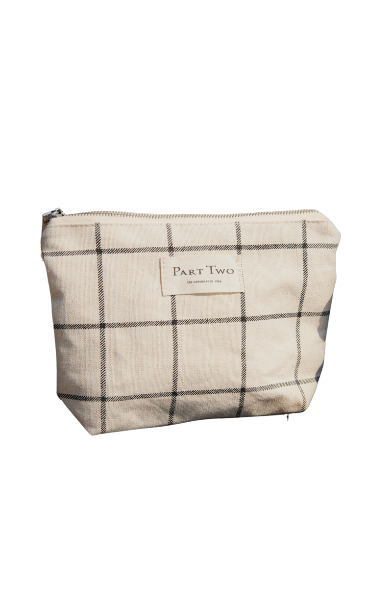 Part Two 30310325 Make-up Bag