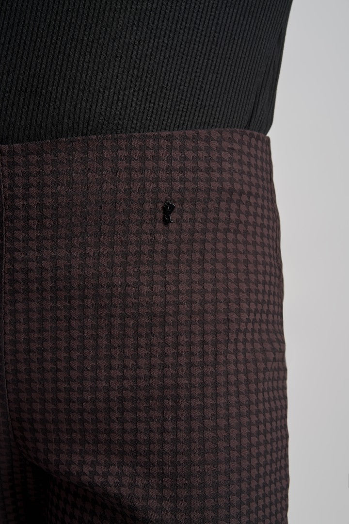 Pinns 302 CT Buttercup Slim Leg Bengaline Ankle Grazer With Back Split