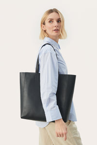 PART TWO Black Emrie Tote Bag 30308542