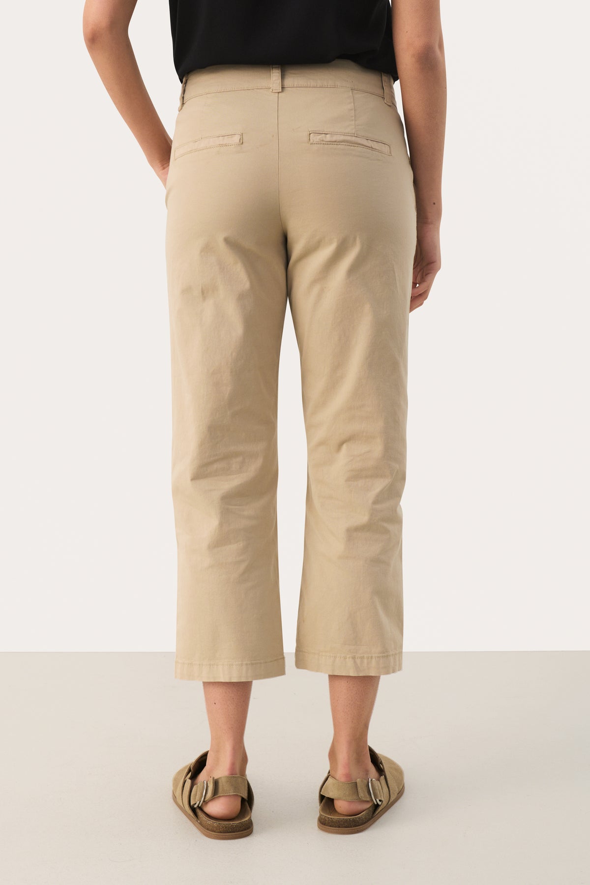 30308589 WHITE PEPPER Part Two Soffyns cropped chino