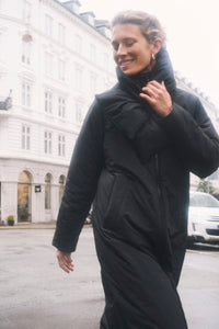 Part Two 30309756 Sunita Scarf