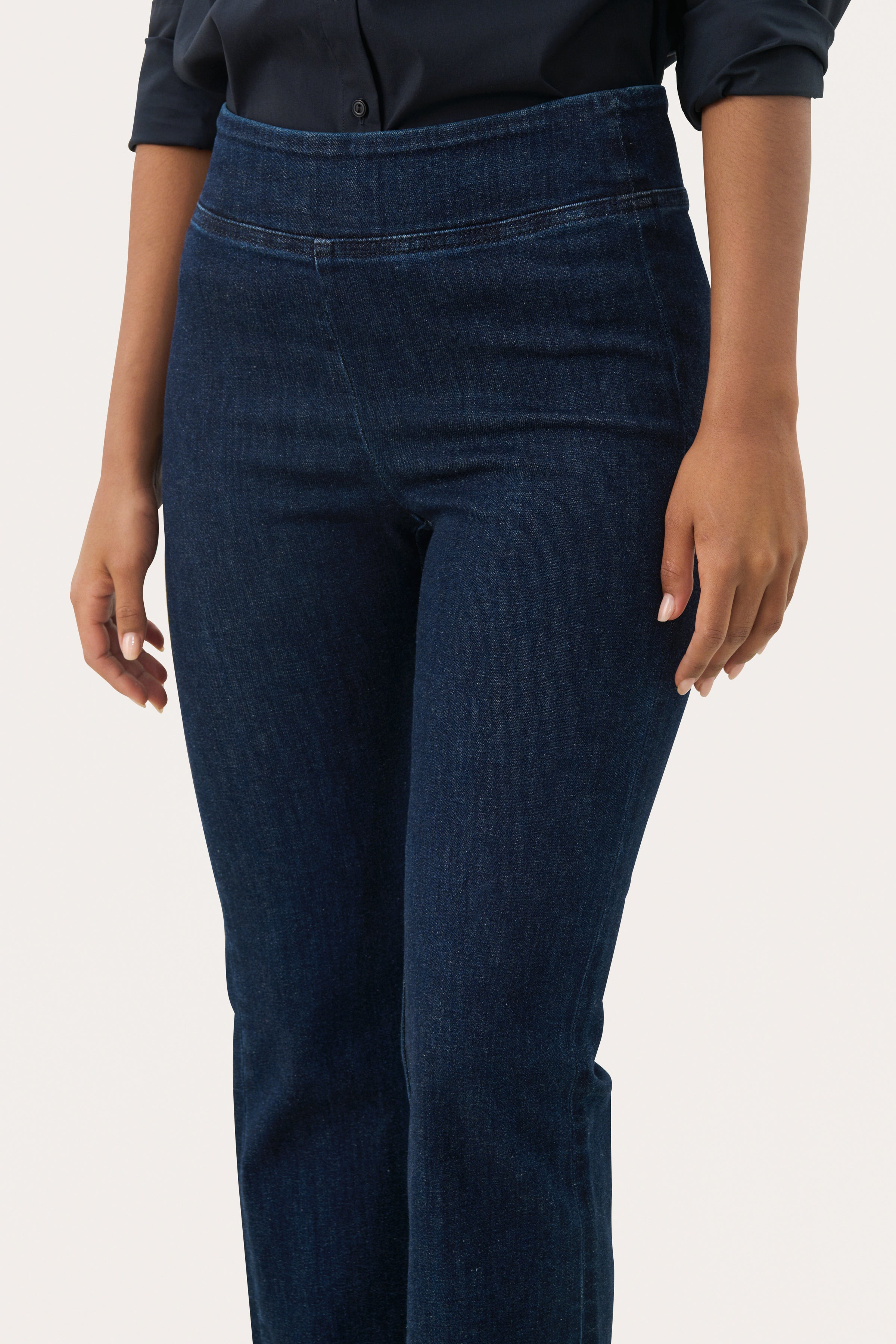 Teil Zwei 30309759 Nikela Hose