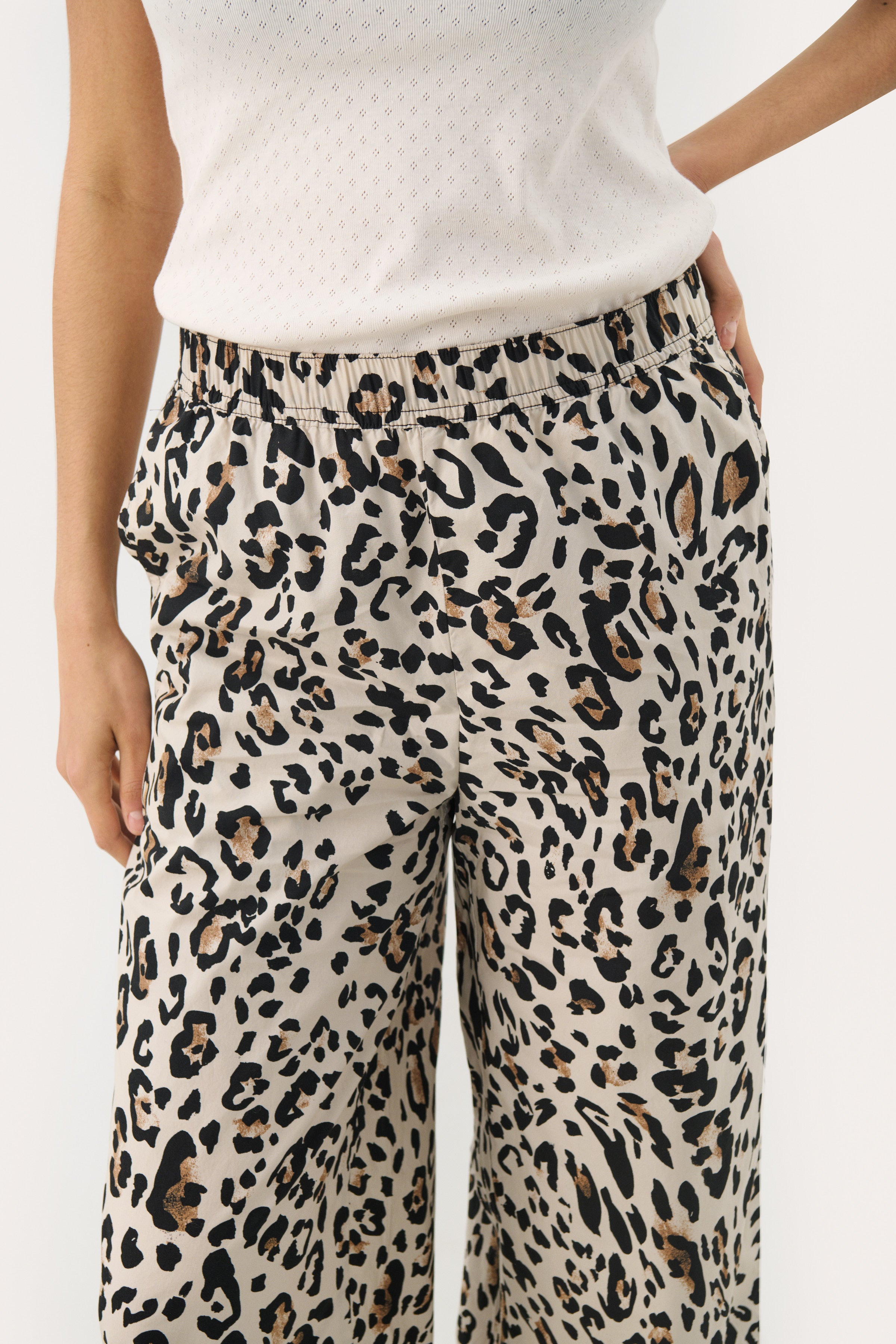 Deuxième partie 30309820 Tinke Pant