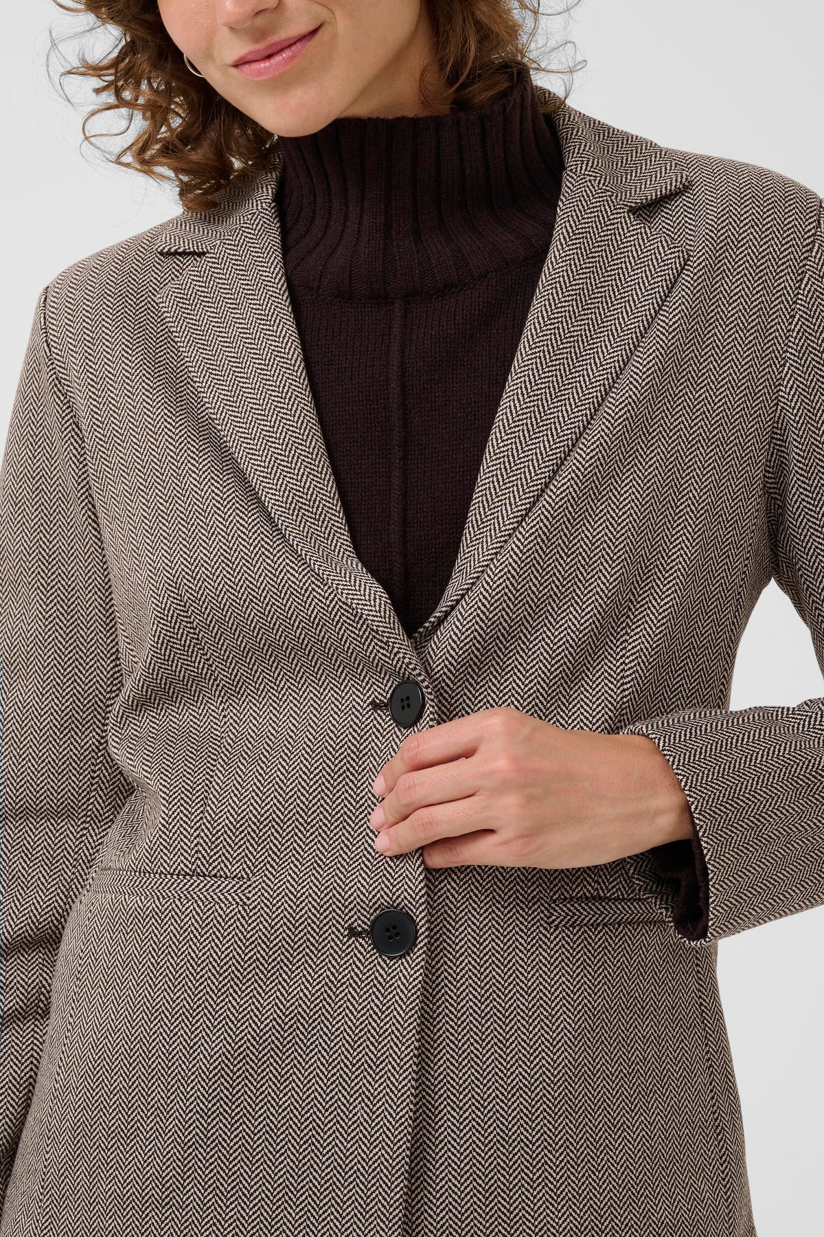 Part Two 30310095 Vineke Blazer