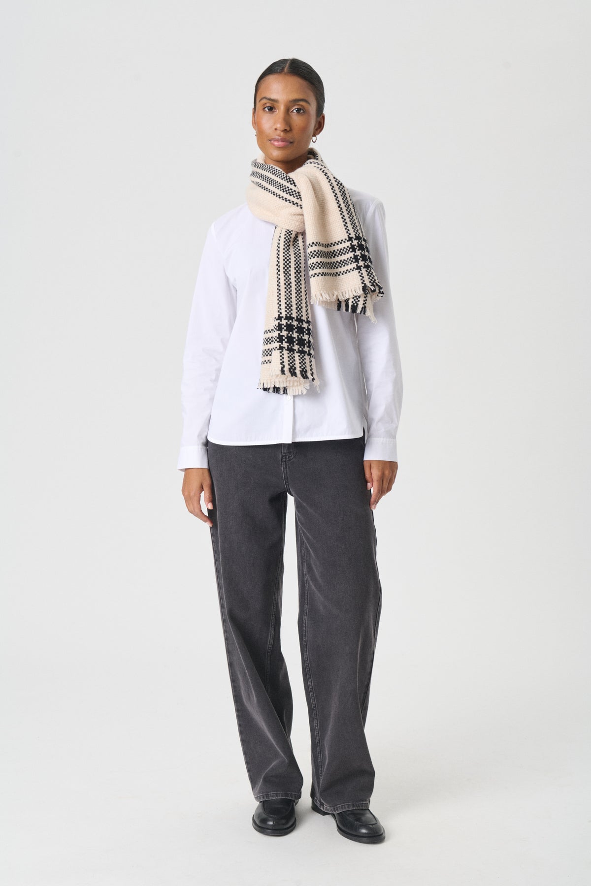 Part Two 30310254 Vanya Scarf