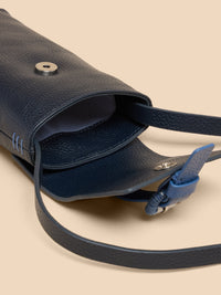 White Stuff 439441 Sacoche en cuir avec boucle Clara pour téléphone