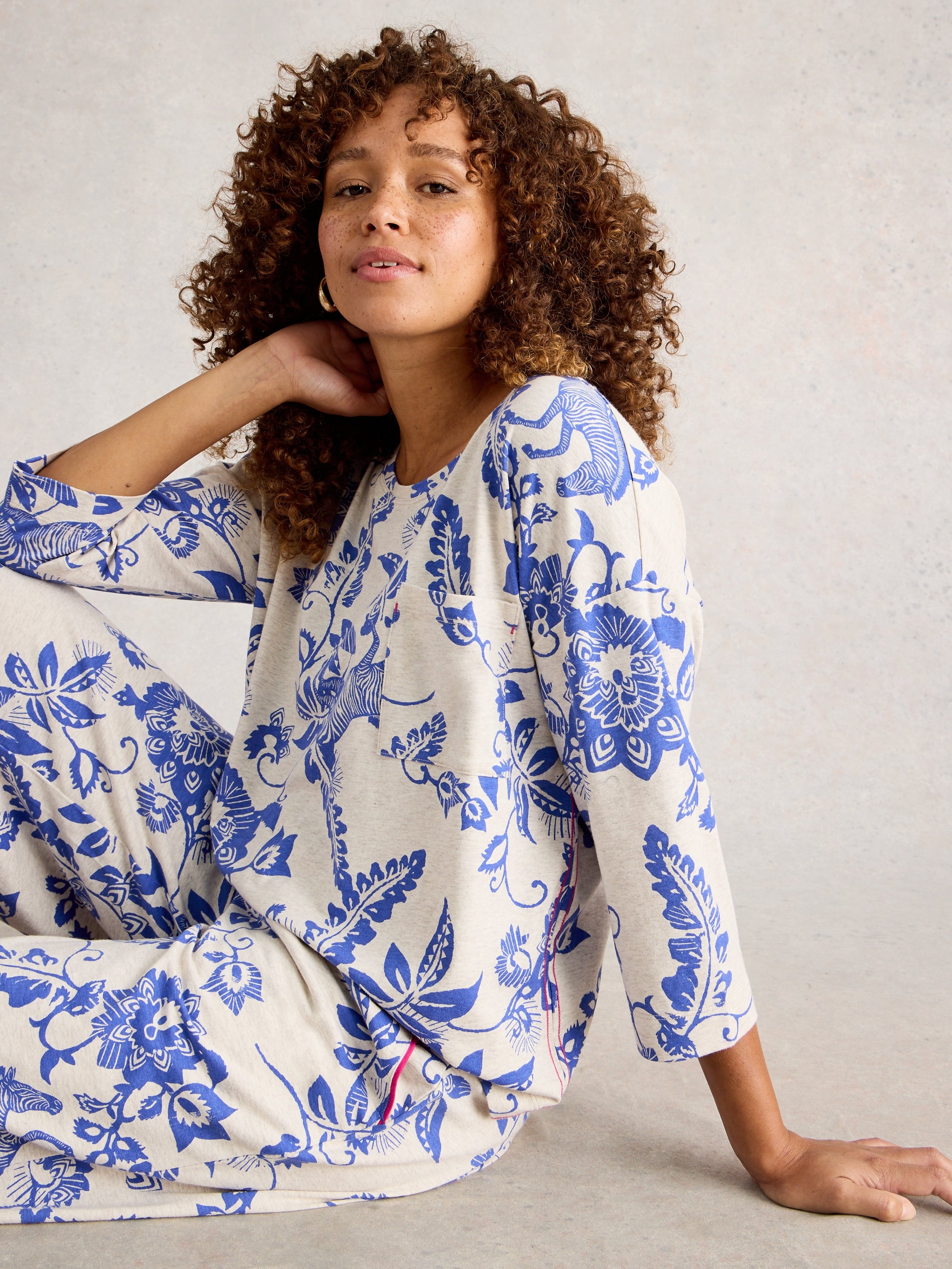 White Stuff 444753 Mia Printed Boxy Sleep Tee