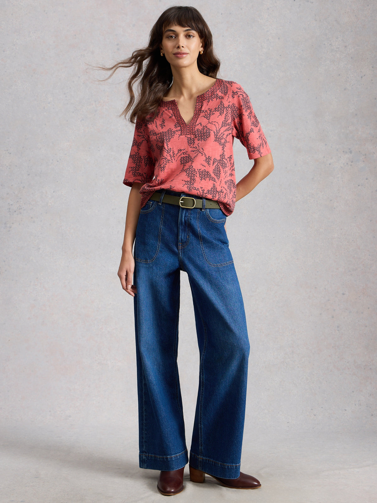 White Stuff 445352 Weaver Notch Neck Tee