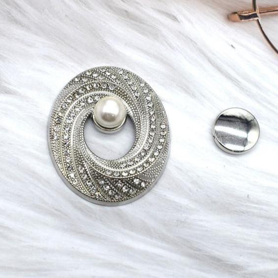 RBB-1 Pearl Oval Magnetic-Brooch Best of Irish