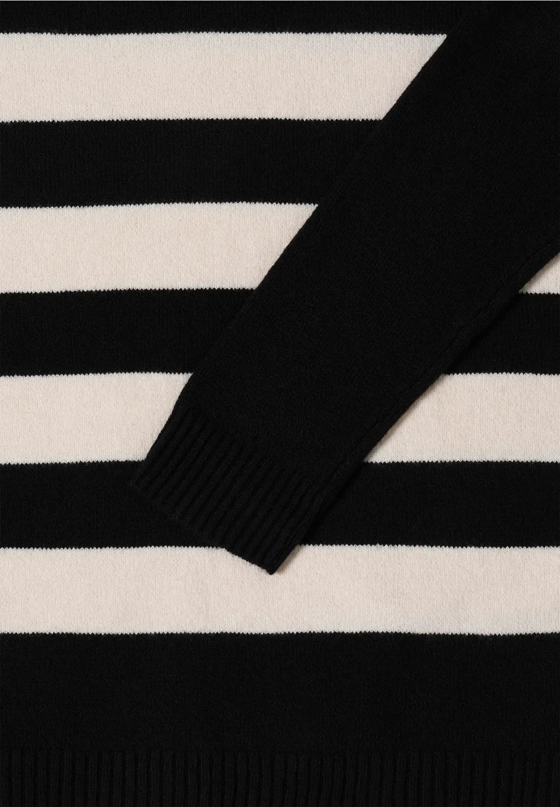 CECIL 303395 Gemütlicher Rollkragenpullover mit Streifen