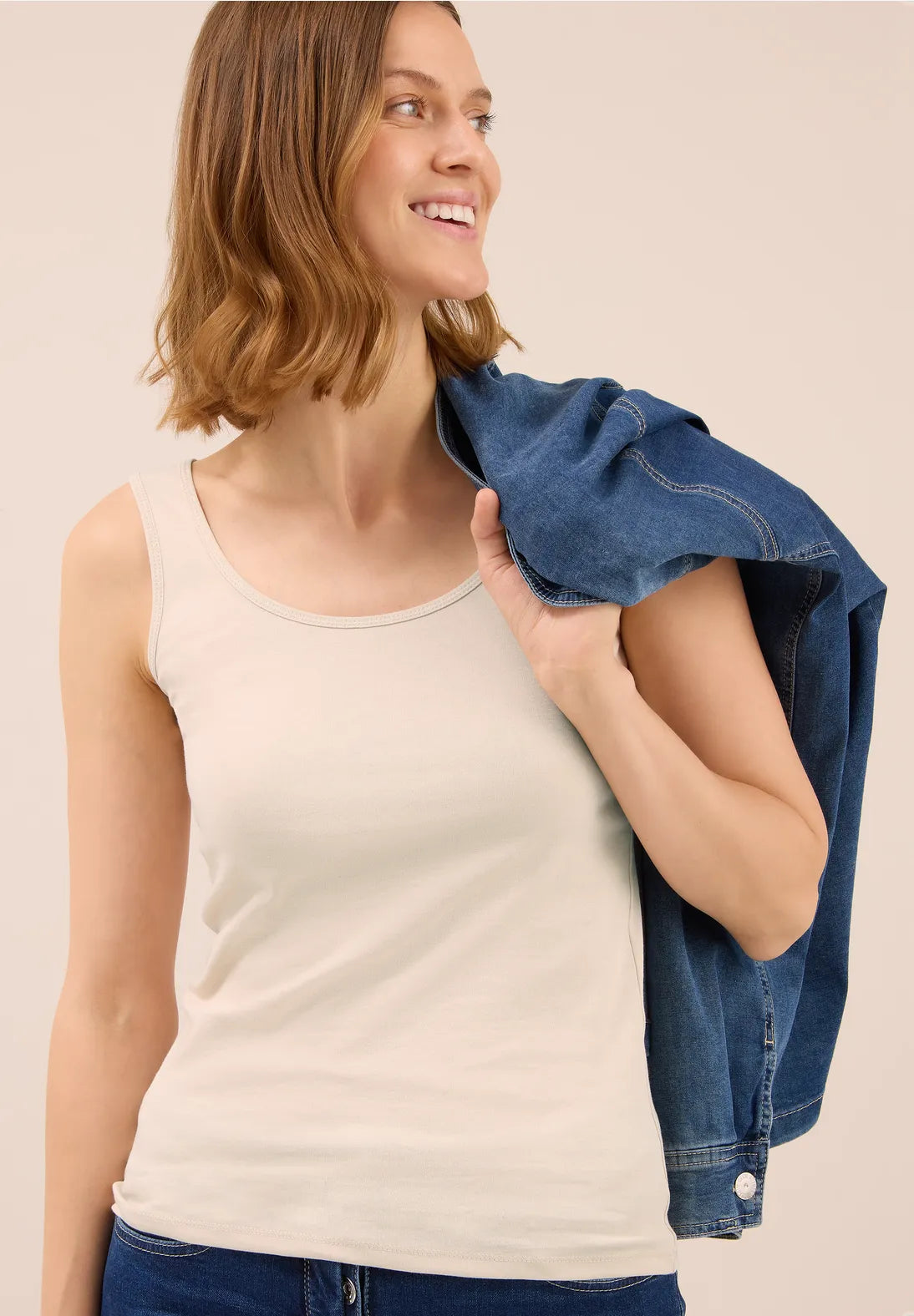 CECIL 322819 Linda  Cami