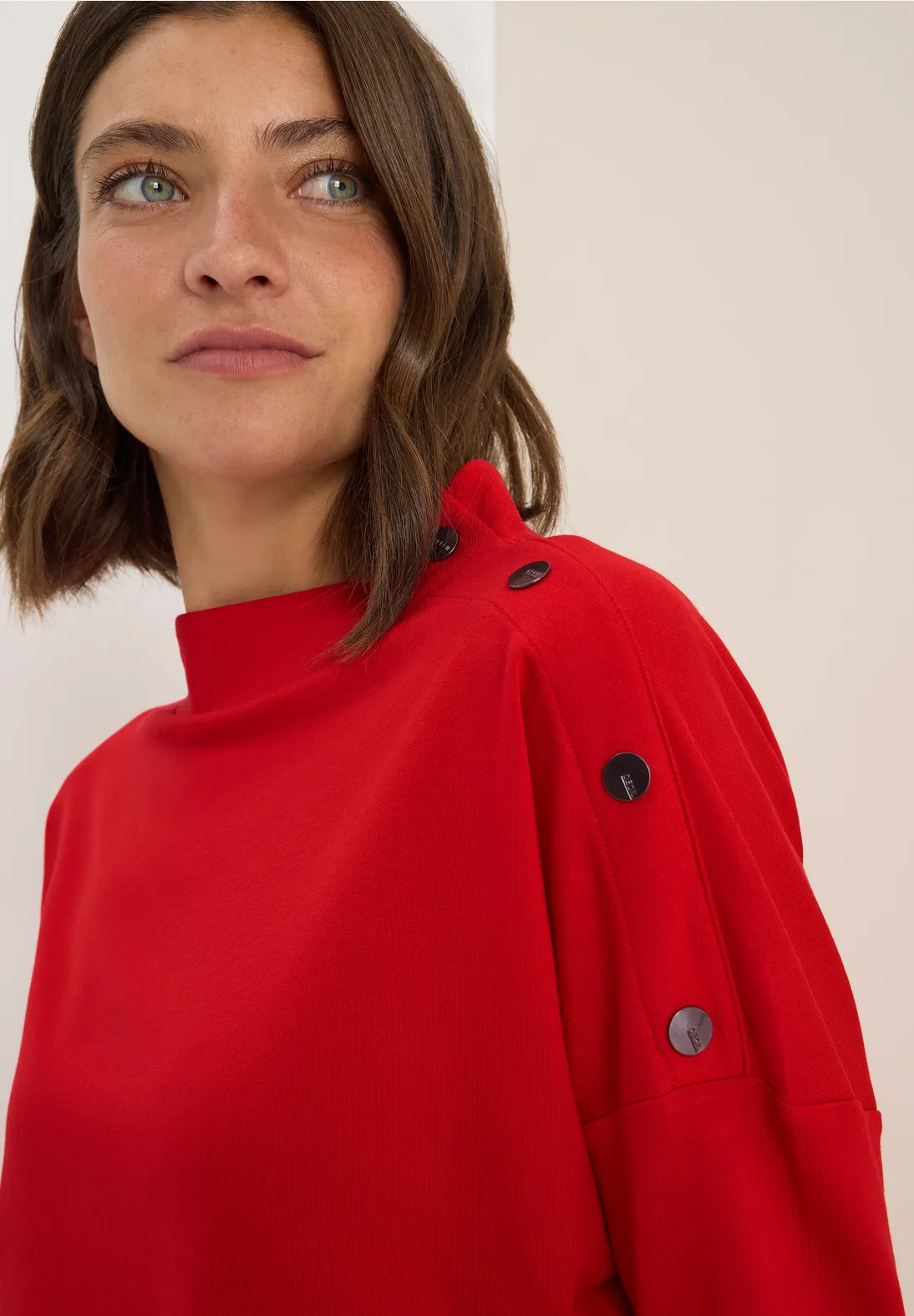 CECIL 324020 Light Terry Button Funnel