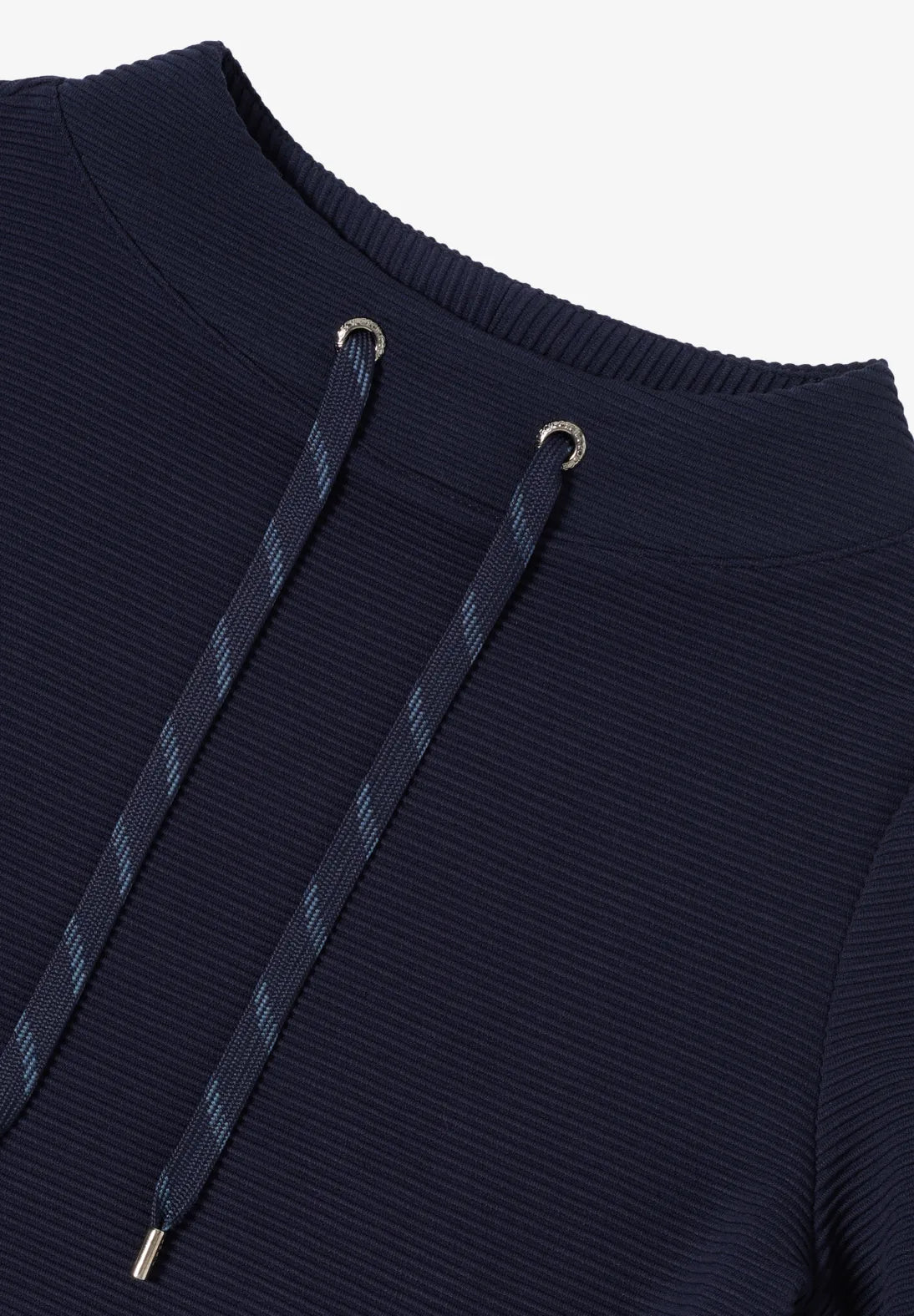 CECIL 324048 Solid Ottoman Funnel Neck