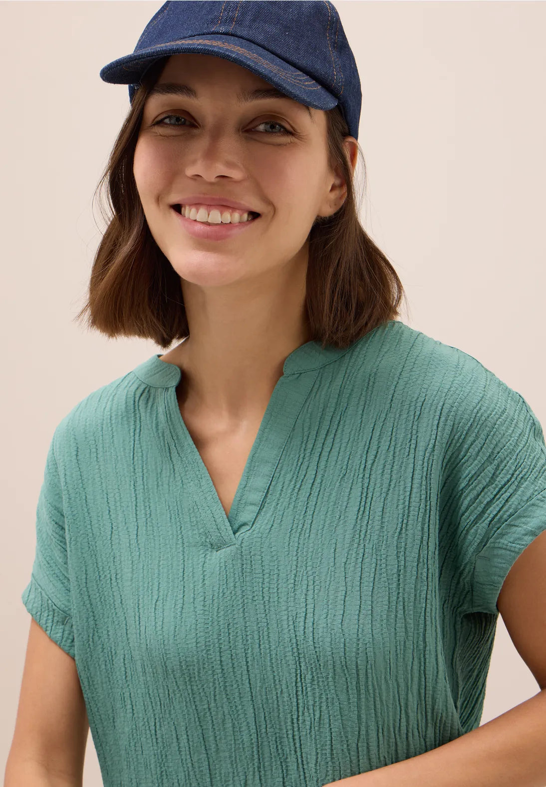 CECIL 345990 Solid Structure Blouse