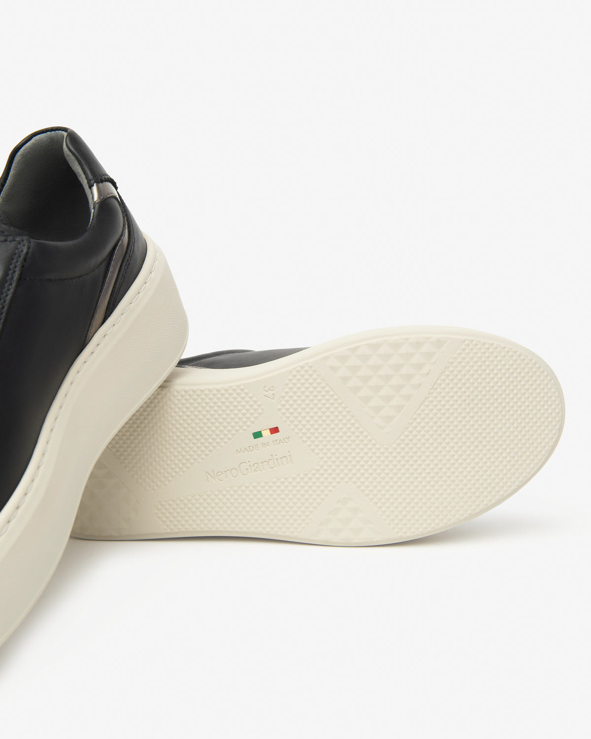 NeroGiardini I514212D TRAINERS