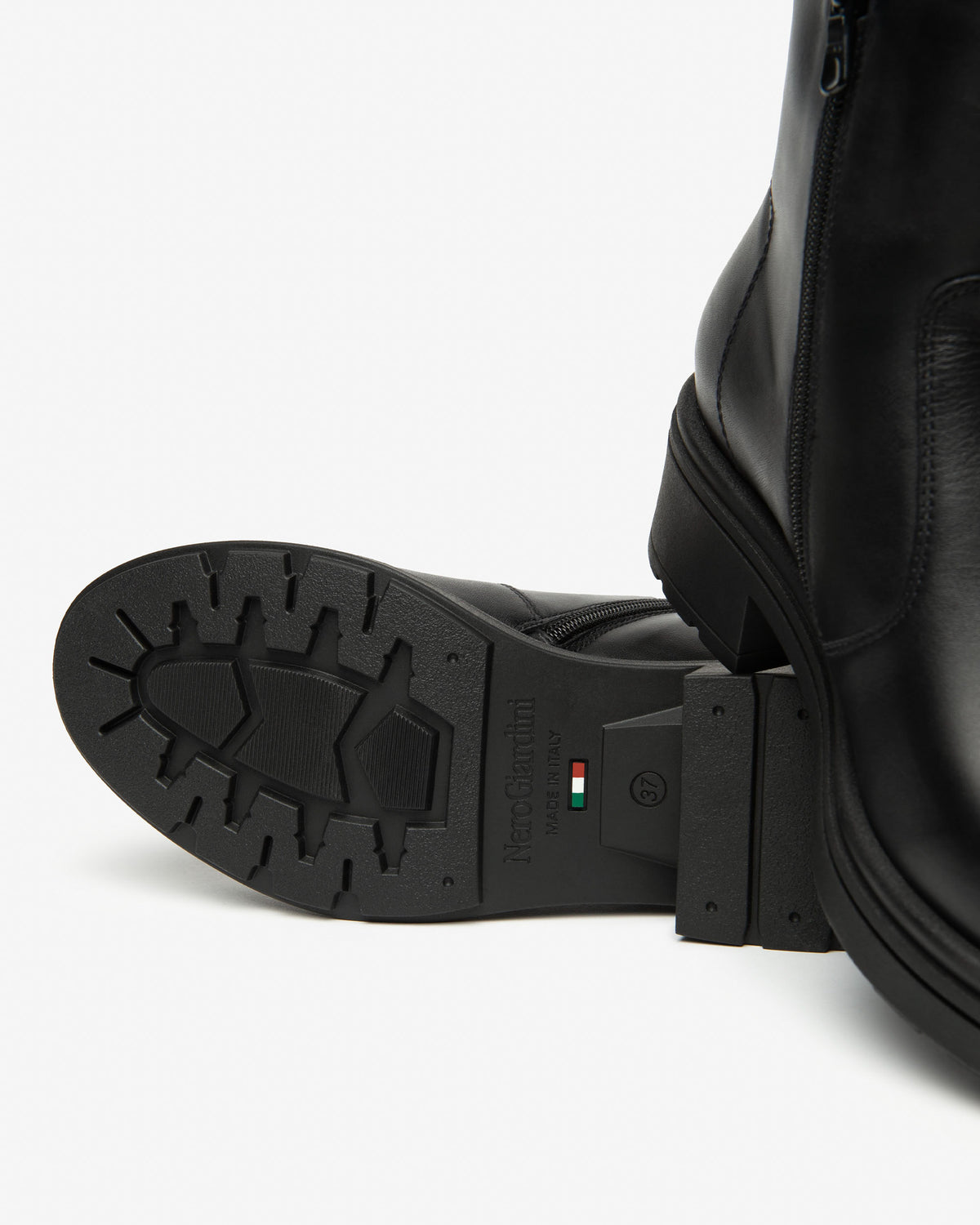 NeroGiardini I514860D Leather Ankle Boots