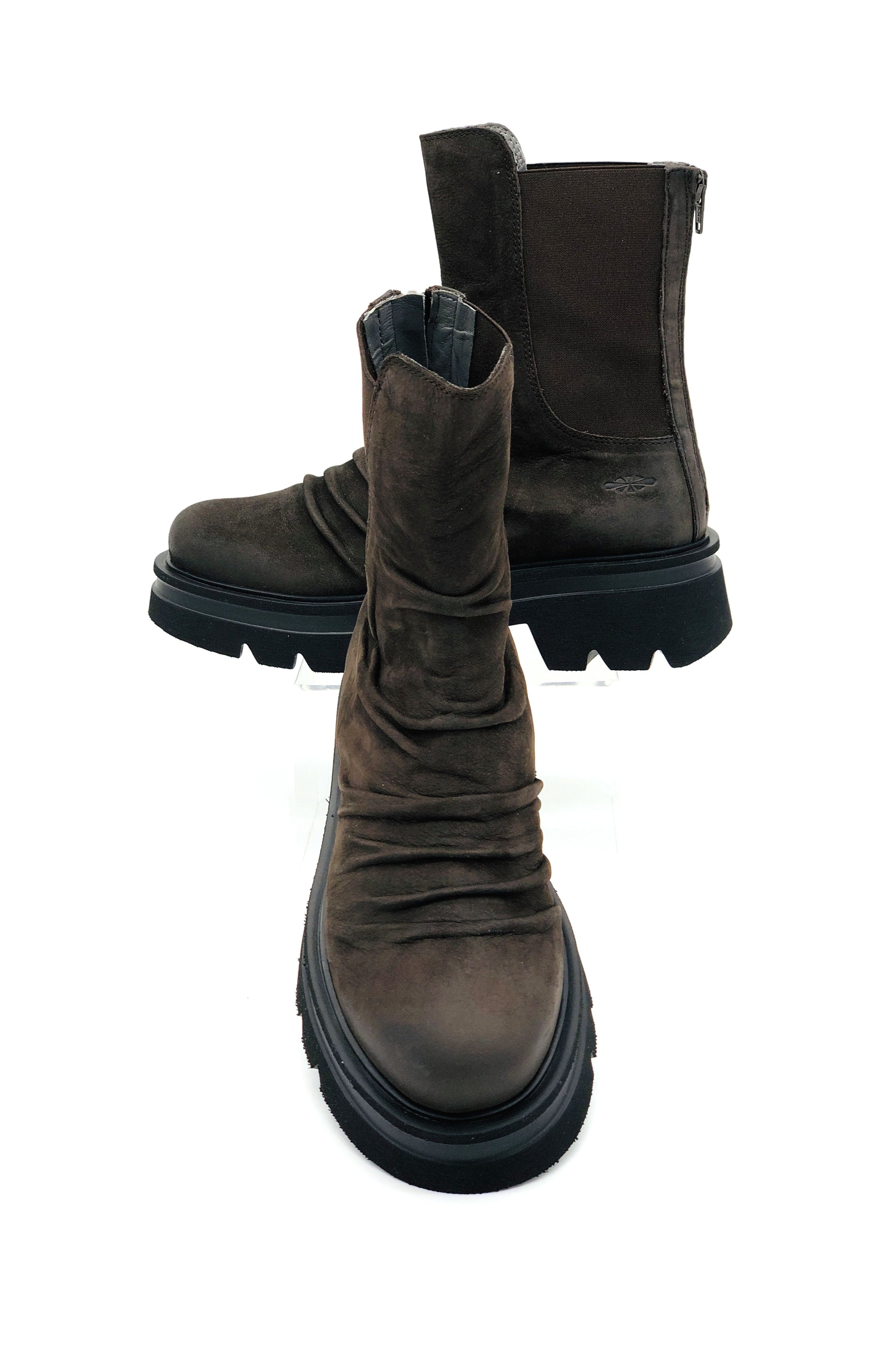 Patrizia Bonfanti Toki Nubuck