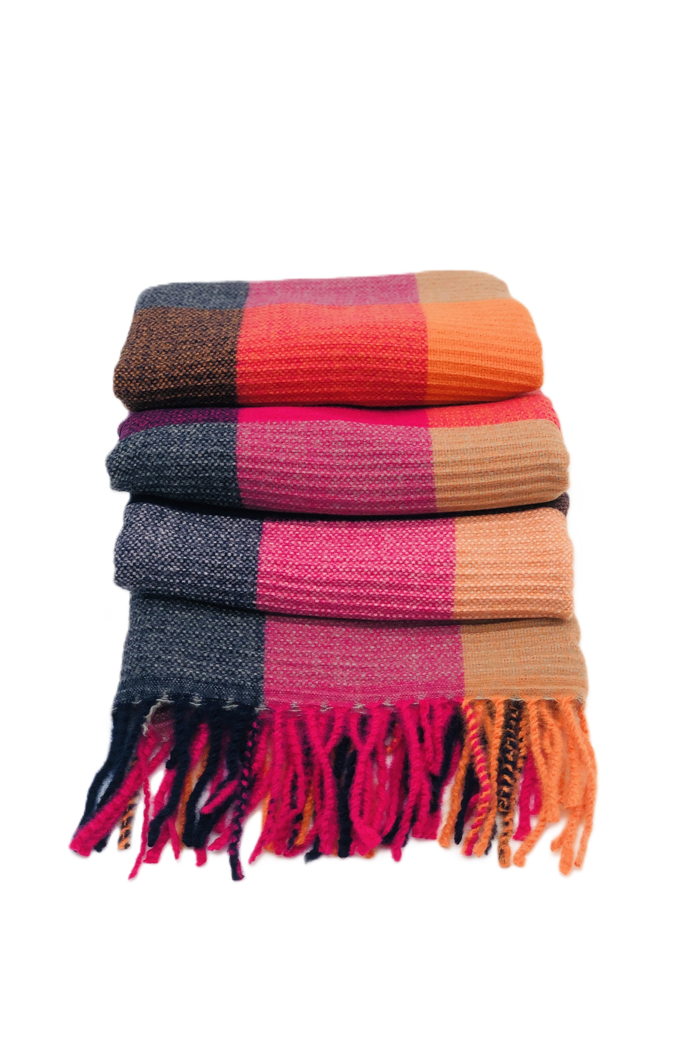 BEST OF IRISH GS25106 Crinkle Check Scarf & Pom Pom Hat Giftset