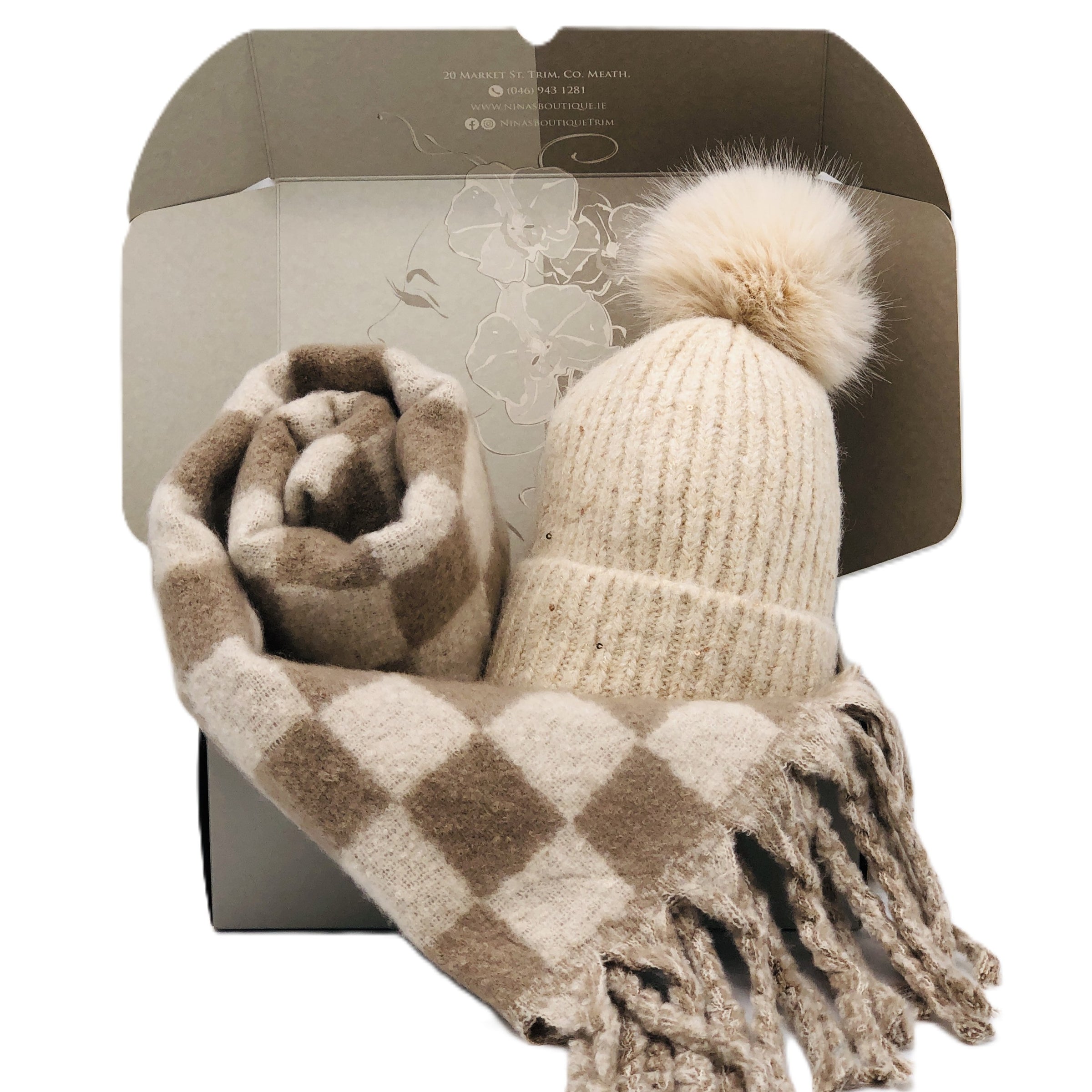 BEST OF IRISH GS25104 Checkerboard Scarf & Sparkle Pom Pom Hat Giftset