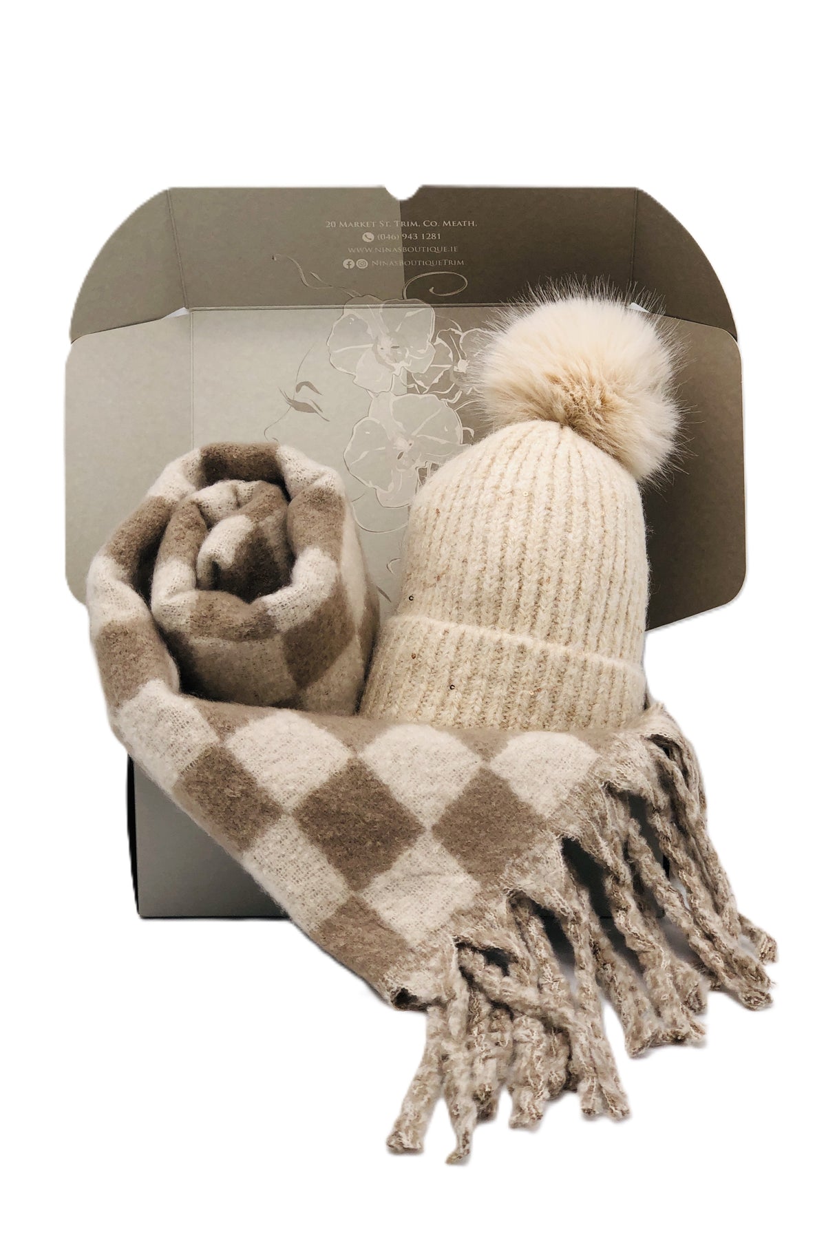 BEST OF IRISH GS25104 Checkerboard Scarf & Sparkle Pom Pom Hat Giftset