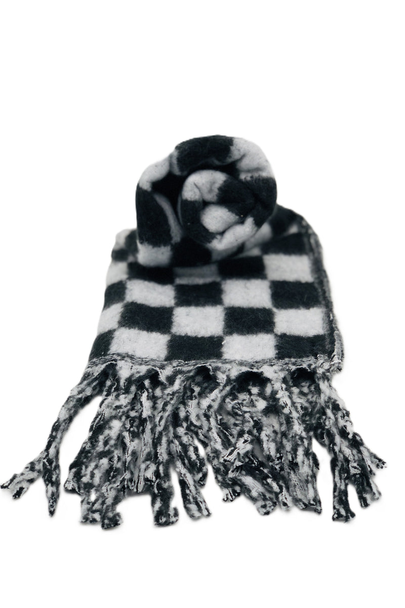 BEST OF IRISH GS25104 Checkerboard Scarf & Sparkle Pom Pom Hat Giftset