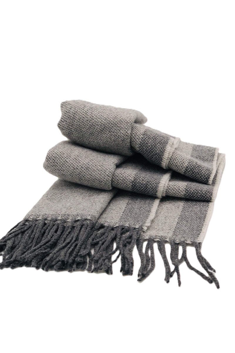 BEST OF IRISH GS25105 Pashmina & Bejewelled Beanie Gift Set