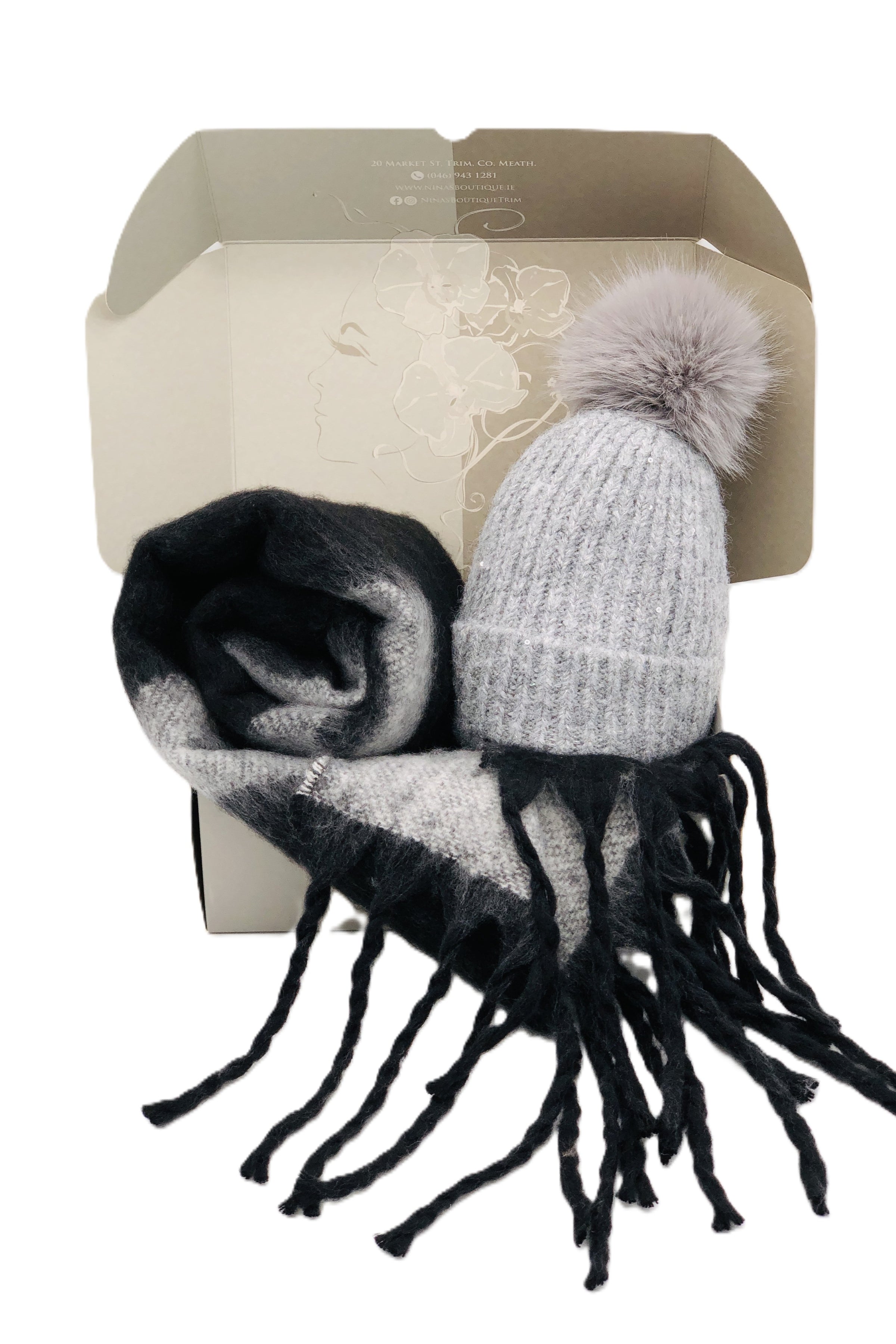 BEST OF IRISH GS25110 Happy Scarf & Pom Pom Hat Giftset
