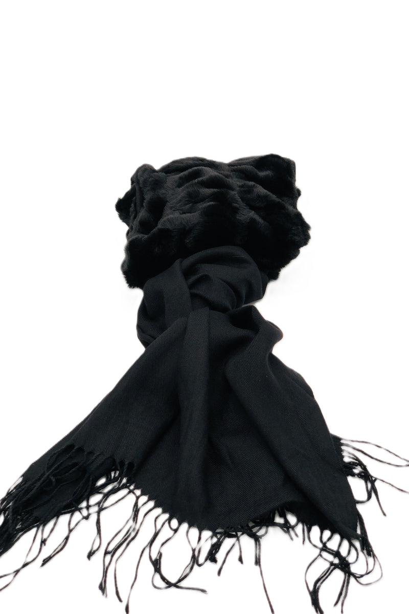 BEST OF IRISH GS25108 Half Faux Fur Scarf & Bejewelled Beanie Gift Set