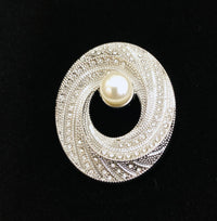 RBB-1 Pearl Oval Magnetic-Brooch Best of Irish