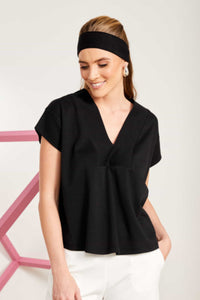 NAYA NAS25120 Square shape v neck top with neck and side bands