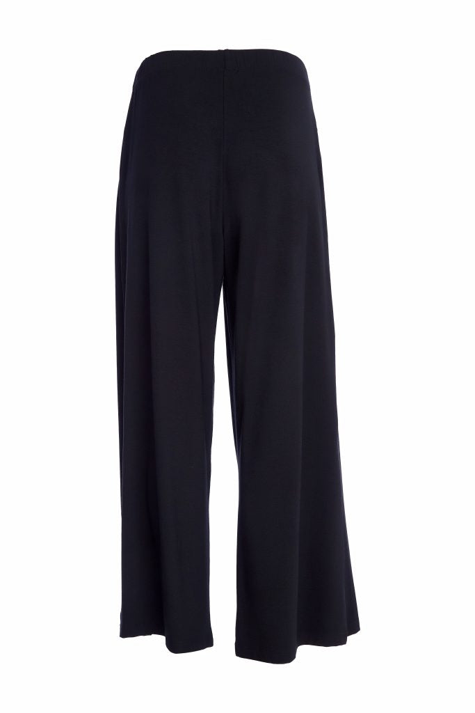 NAYA NAW25138 Wide Leg Soft Jersey Trouser With Inverted Pleat Detail