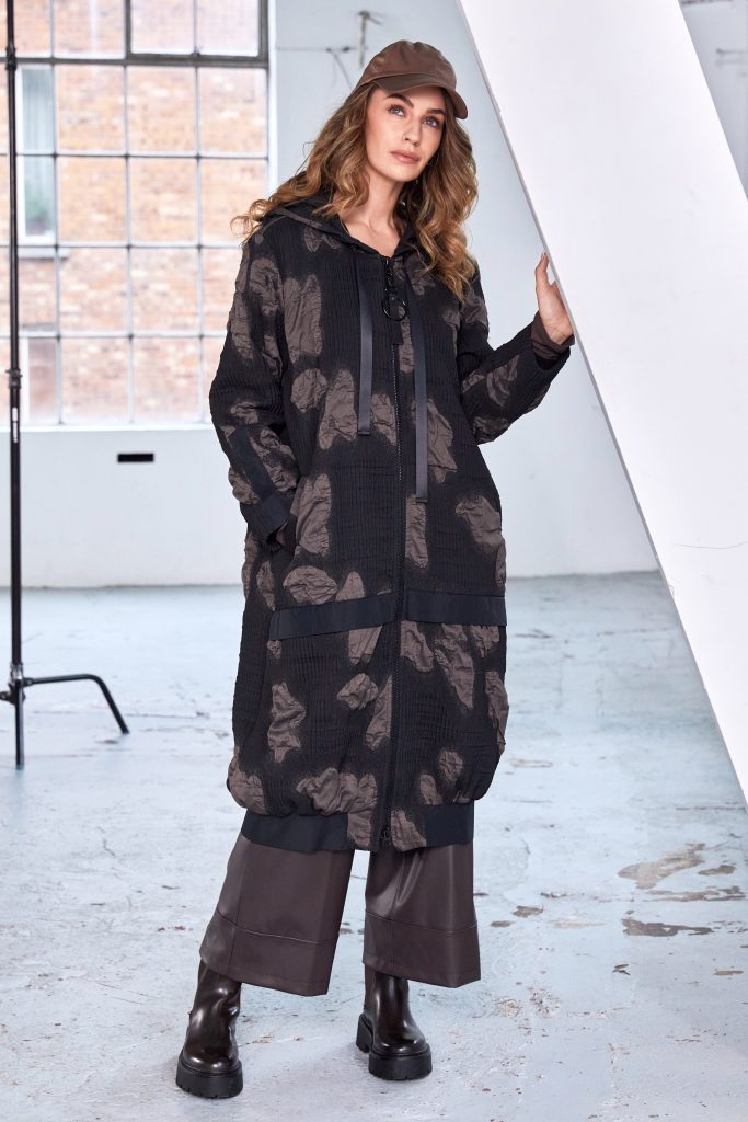 NAYA NAW25185 Jacquard long coat with hood and contrast band