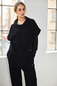 NAYA NAW25232 Embossed knit top with collar and zip detail on side seam