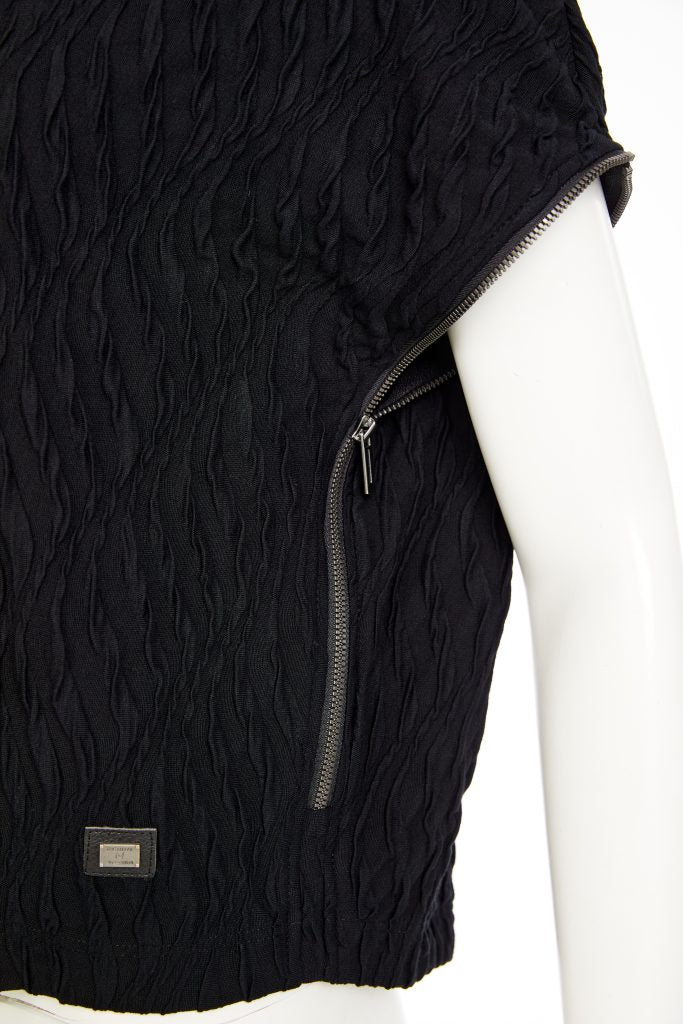 NAYA NAW25232 Embossed knit top with collar and zip detail on side seam