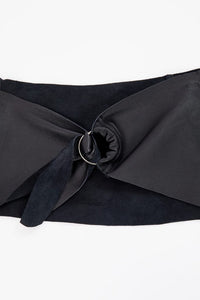 NAYA NAW25247 Leather Belt With Buckle Detail