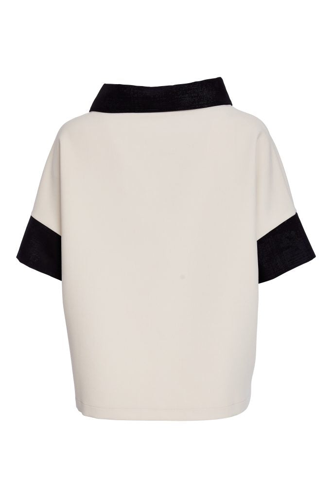 NAYA NAW25276 Placement print top with contrast cut away collar