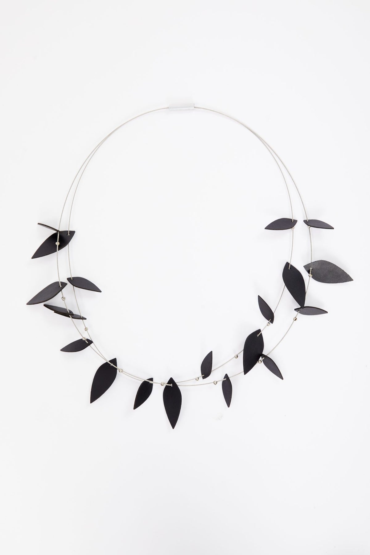 NAYA NAW25343 Leather Leaf Necklace