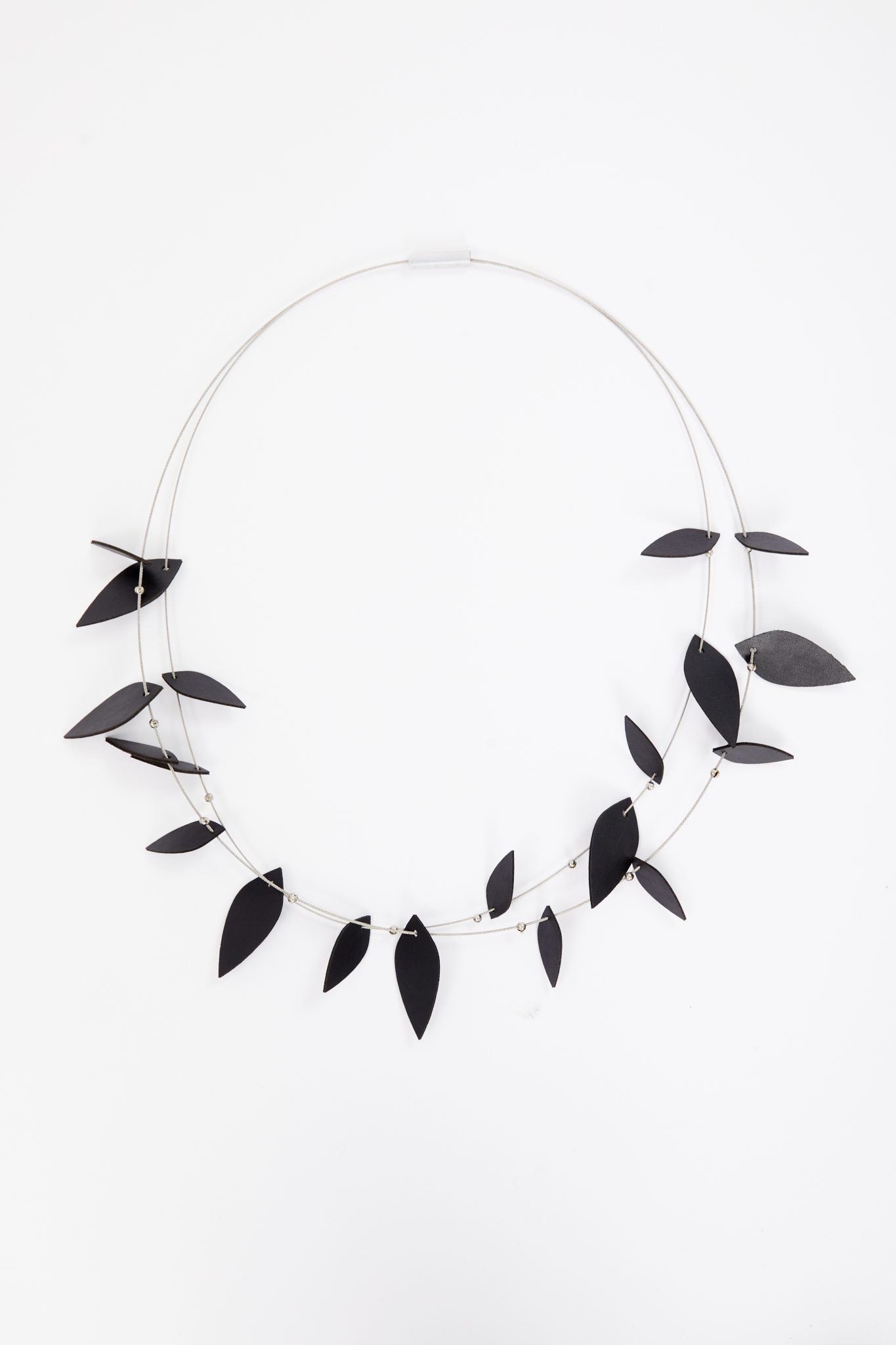 NAYA NAW25343 Leather Leaf Necklace