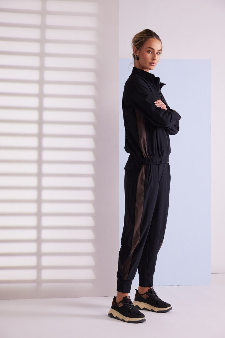 NAYA NAW25171 Short jacket with side panels and pocket flaps