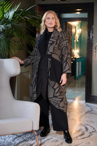 ORA ORW25173 Embossed jacquard jacket with tie at front and contrast panel