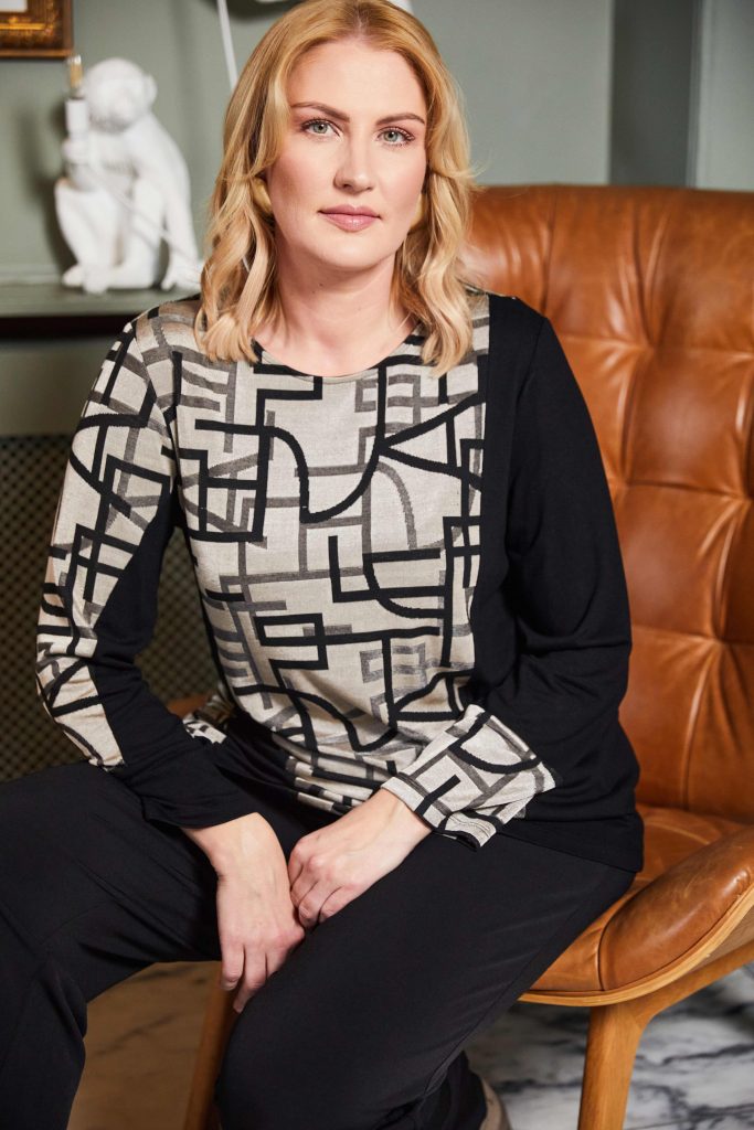 ORA ORW25180 Geometrical print angle hem top with contrast panels