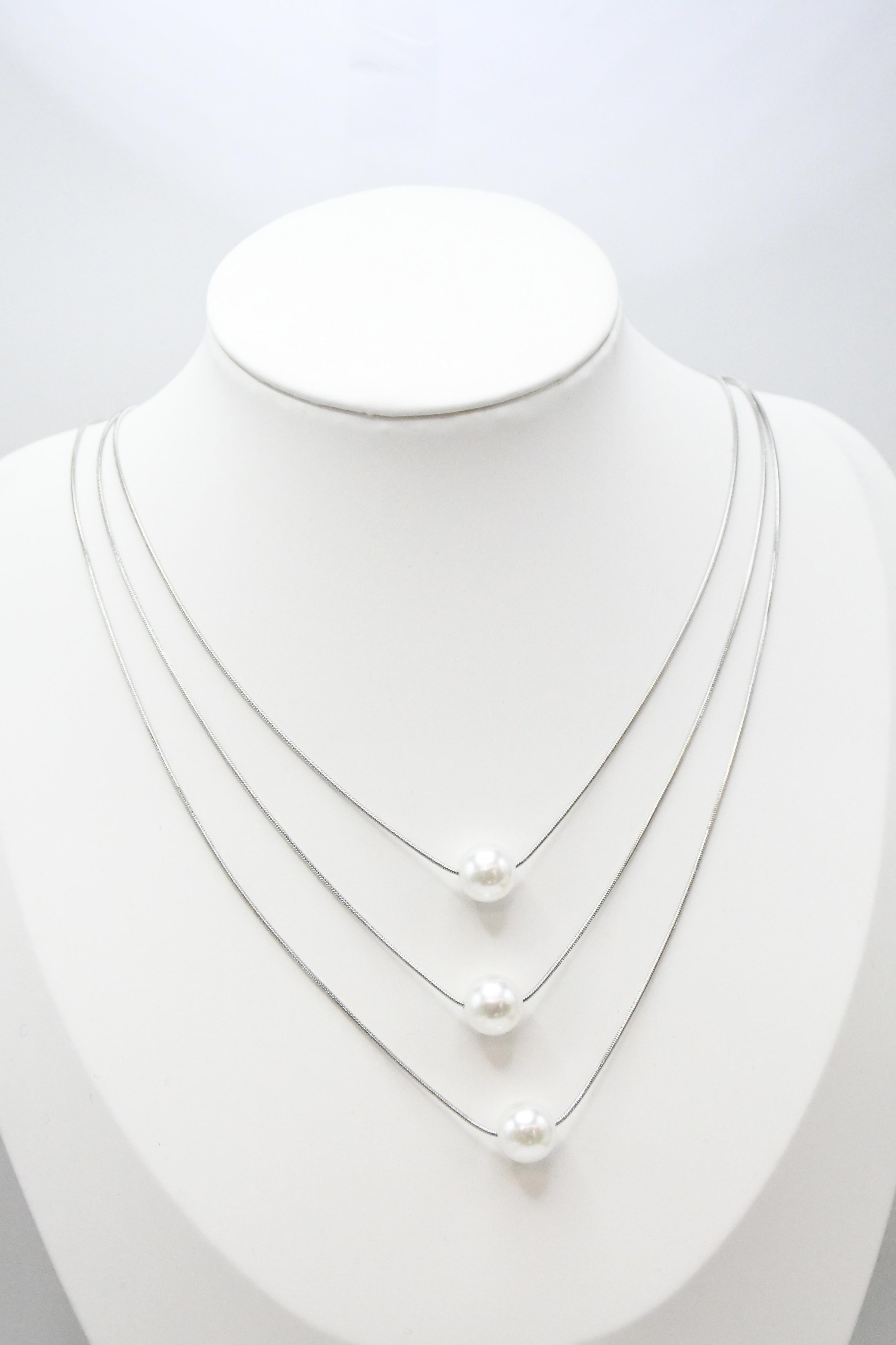 BEST OF IRISH BOID-RZ121A Trio Pearl Necklace
