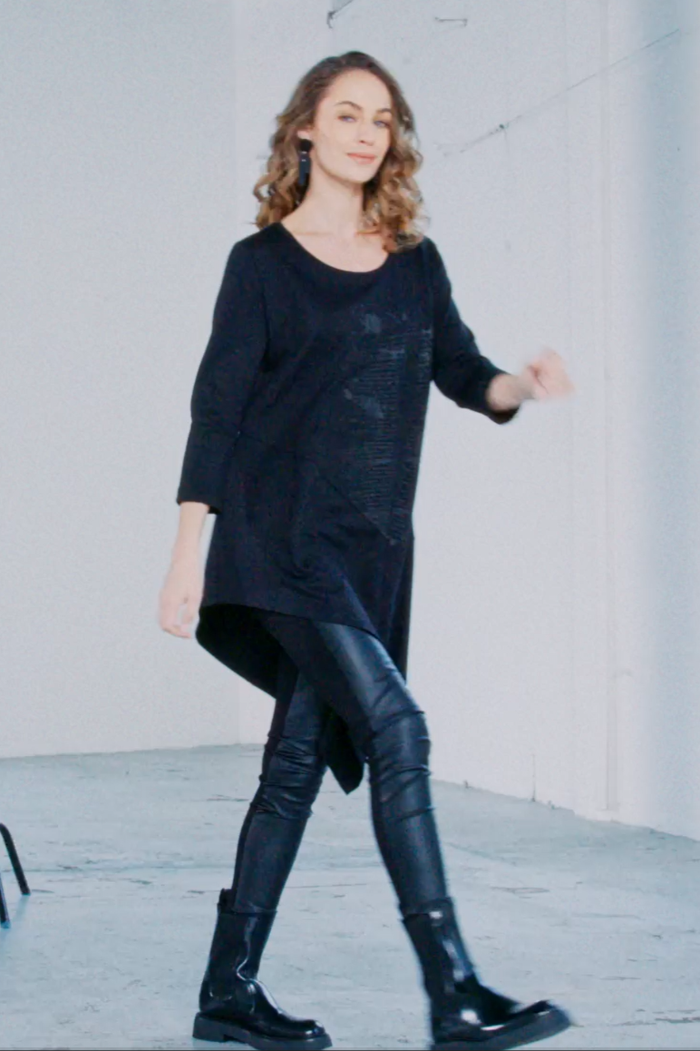 NAYA NAW25122 Placement print round neck top with dipped hemline